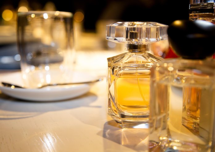 perfume-4531274_1920