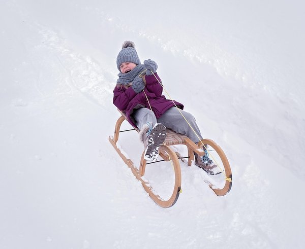 person-1196586_1280 (1)