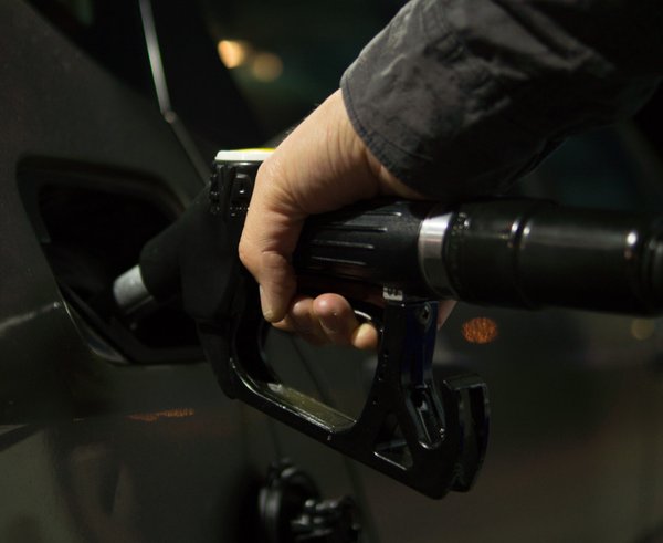 petrol_gasoline_diesel_gas_automotive_prices_oil_fuel-682051