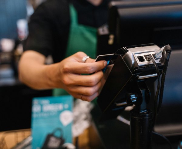 pexels-pokladní automat