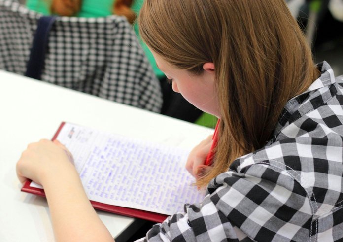 pexels zakyne v lavici