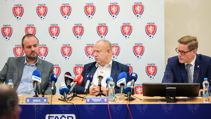 Jiří Šidliák a Petr Fousek na tiskové konferenci