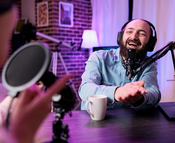 podcast-8683196_1280