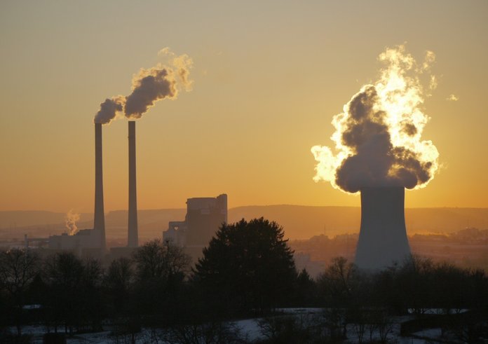 power_plant_flame_back_light_dusk_industry_industrial_plant_cooling_tower_abendstimmung-1196041