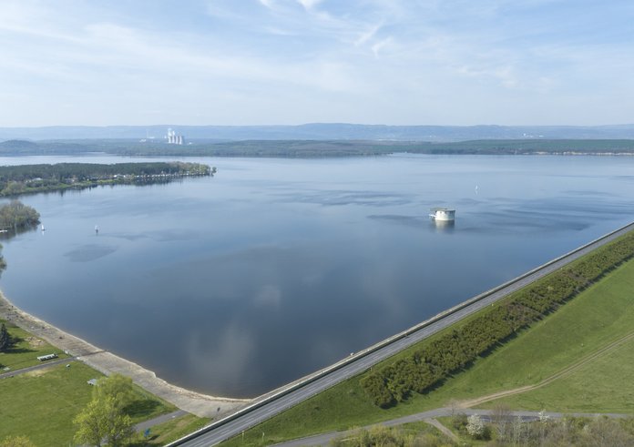 VD_Nechranice_-_přeliv