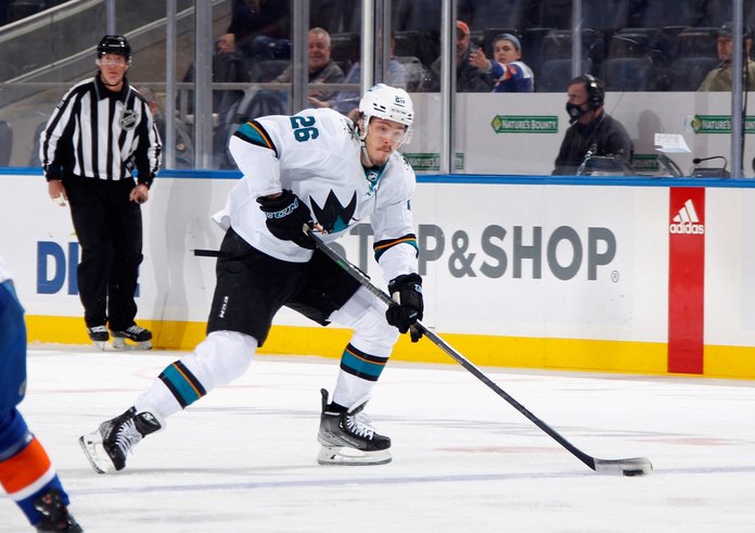 Jasper Weatherby v dresu San Jose Sharks