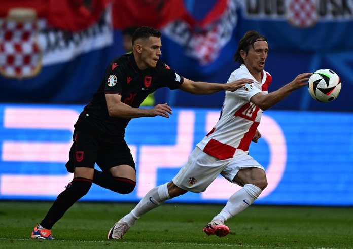 Luka Modrić svému týmu k výhře nepomohl.