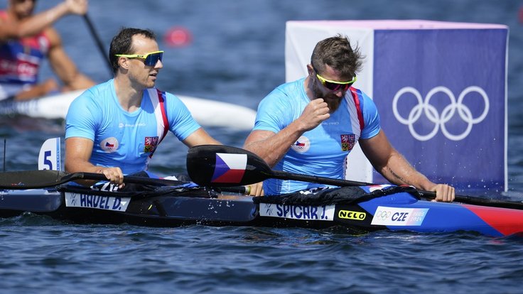 Jakub Špicar s Danielem Havlem po postupu do semifinále