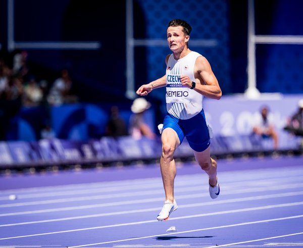 Tomáš Němejc při startu na loňské Olympiádě v Paříži.