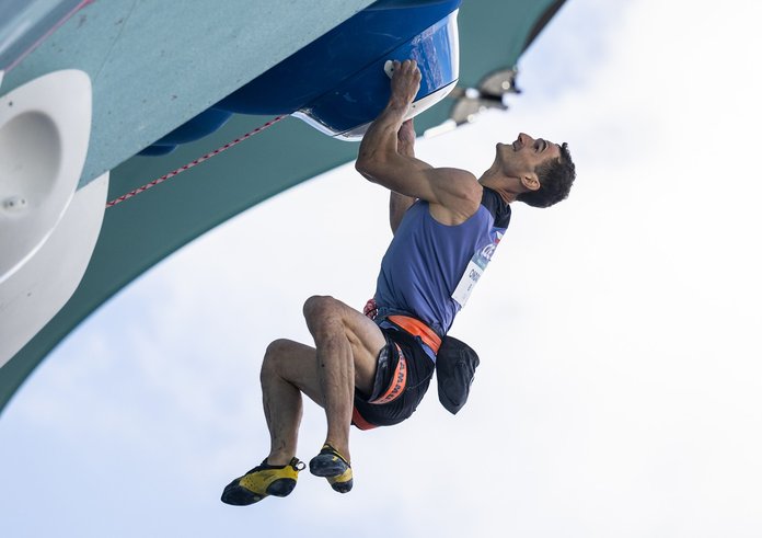 Adam Ondra zabojuje o medaili