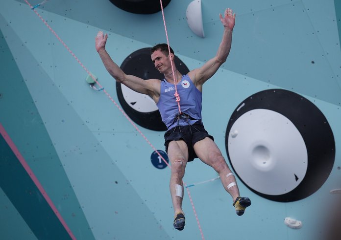 Adam Ondra skončil v Paříži na šestém místě.