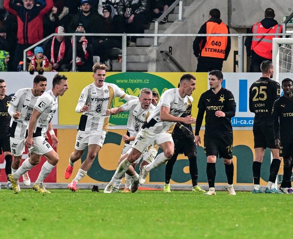 Hradec remizoval se Slávií 1:1.