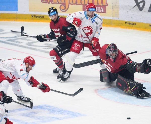 Třinec porazil ve 27. kole TELH Spartu.