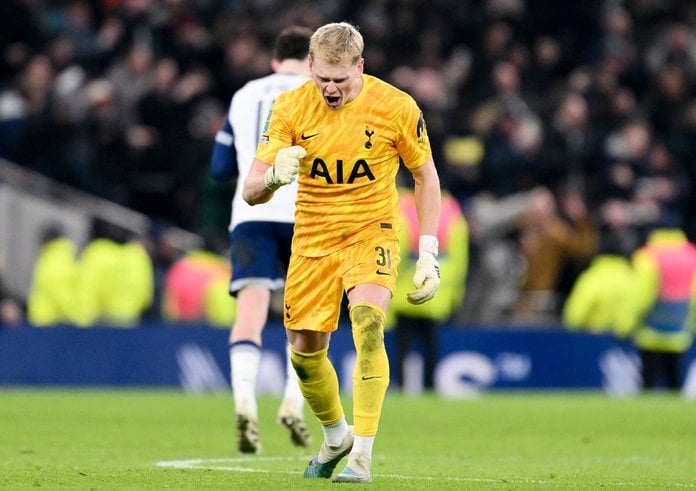 Antonín Kinský v dresu Tottenhamu.