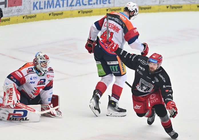 Radovan Pavlík rozhodl východočeské derby.