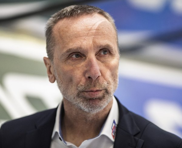Miloslav Hořava v Pardubicích končí