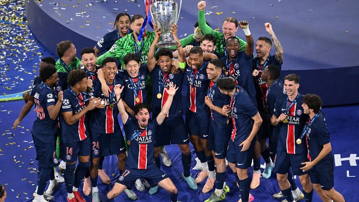 Paris Saint-Germain slaví triumf v Lize mistrů.
