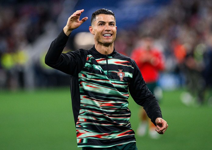 Ronaldo je ve 40 letech stále platným hráčem.