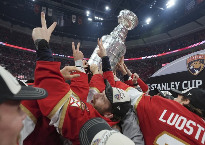 Hráči Floridy po zisku Stanley Cupu