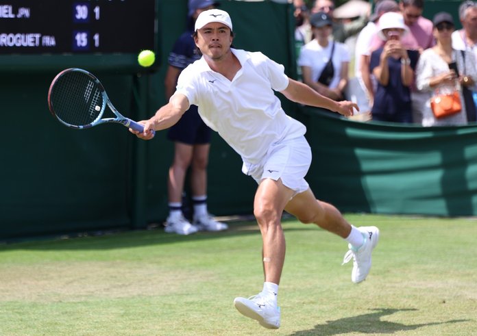 Taro Daniel.