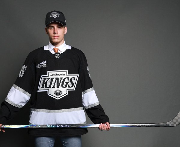 Vojtěch Čihař během draftu NHL