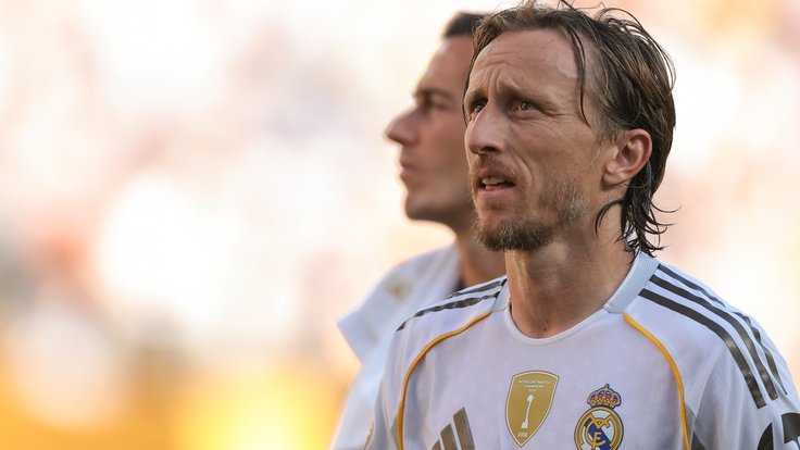 Luka Modrič přestupuje z Realu Madrid.
