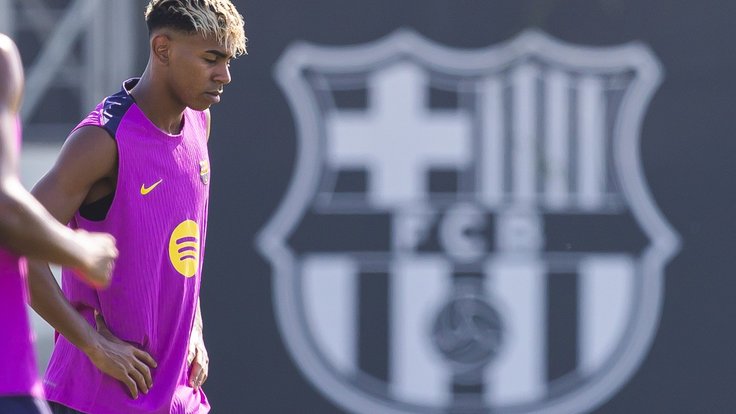 Lamine Yamal hájí barvy Barcelony.