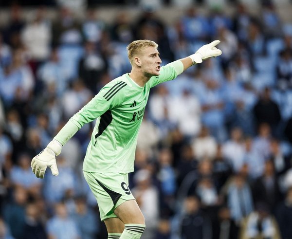 Olomoucký brankář Jan Koutný v zápase proti Malmö FF.