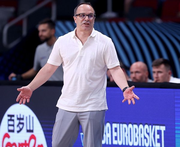 Trenér českých basketbalistů, Španěl Diego Ocampo.