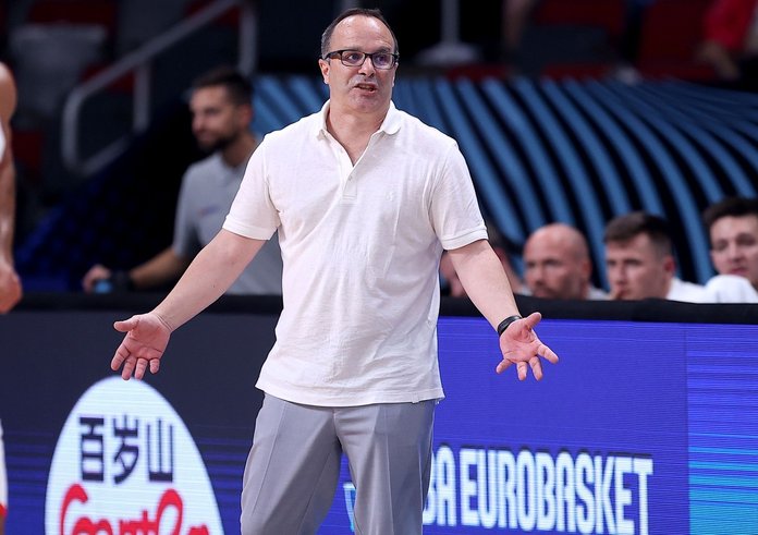 Trenér českých basketbalistů, Španěl Diego Ocampo.