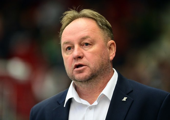 Pavel Patera zůstává na střídačce Energie