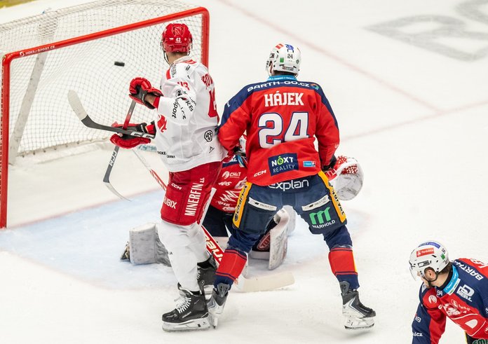 Hokejisté Pardubic vyhráli na ledě Třince