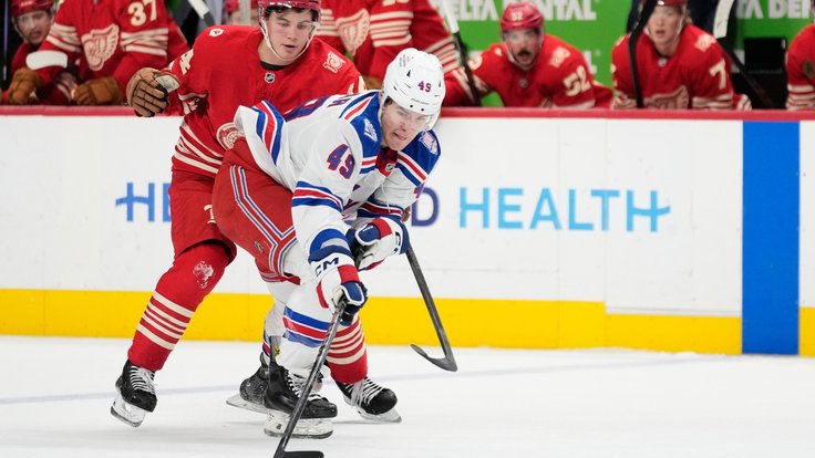 Jaroslav Chmelař při své premiéře v NHL