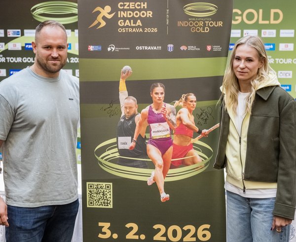 Tyčkařka Amálie Švábíková a koulař Tomáš Staněk.