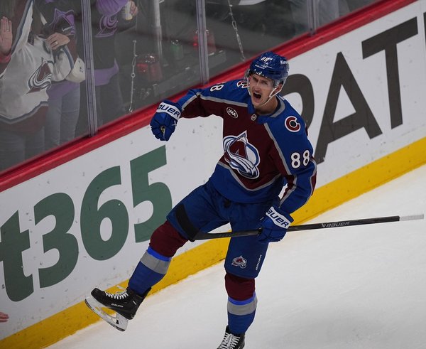 Martin Nečas oslavuje gól