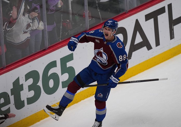 Martin Nečas oslavuje gól