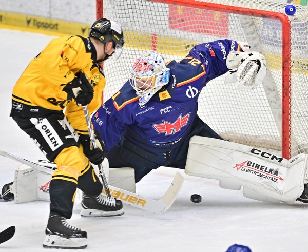 David Kaše střílí vítězný gól