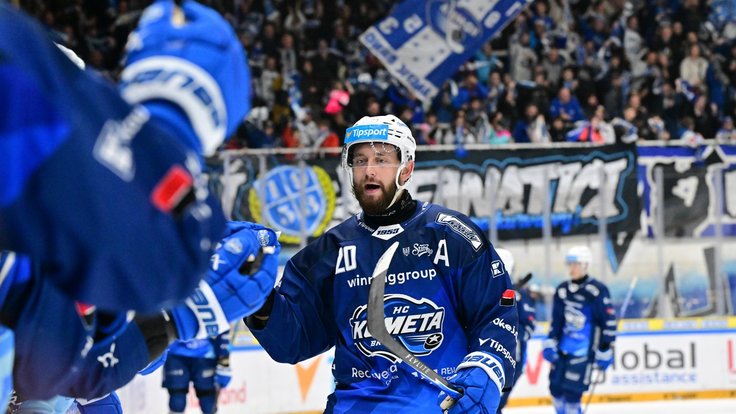 Hynek Zohorna slaví branku