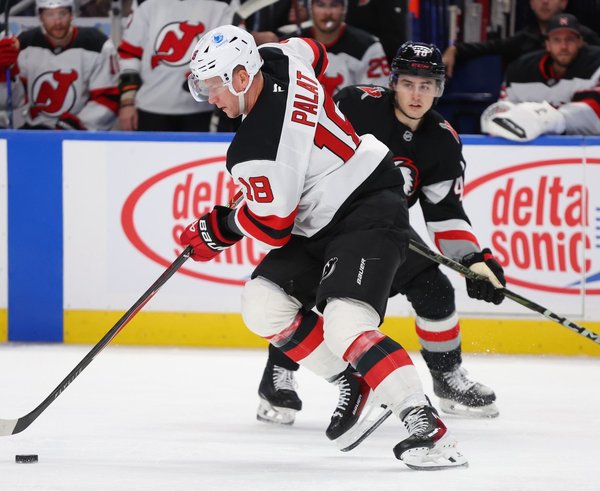 Ondřej Palát v utkání s Buffalem