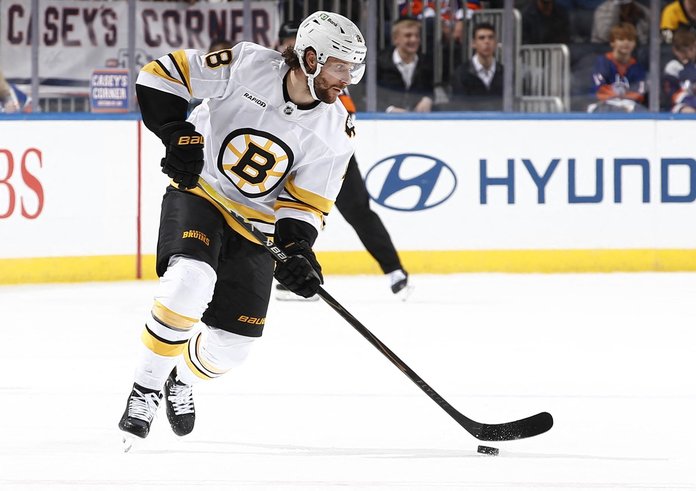 Pavel Zacha dal v NHL první hattrick