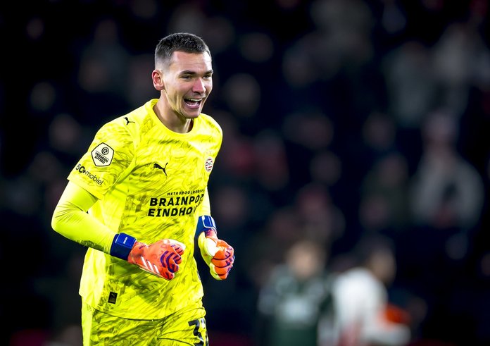 Matěji Kovářovi se v PSV daří.