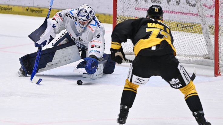 Nedaří se. Ondřej Kaše v dnešním duelu s Vítkovicemi neskóroval, jeho Litvínov zůstává přikovaný na posledním místě v tabulce extraligy.