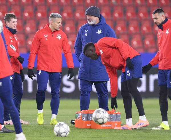 Trénink Slavie Praha.