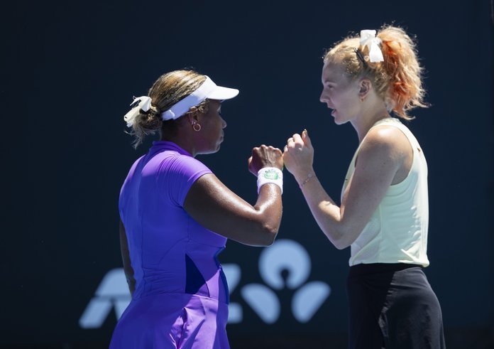 Siniaková s Towsendovou.