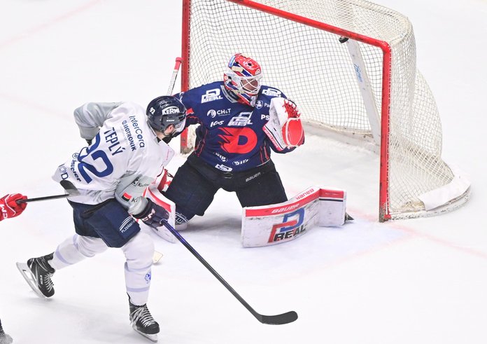 Michal Teplý rozhodl zápas v Pardubicích.