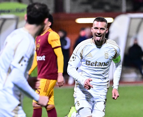 Lukáš Haraslín skóroval proti Dukle dvakrát.