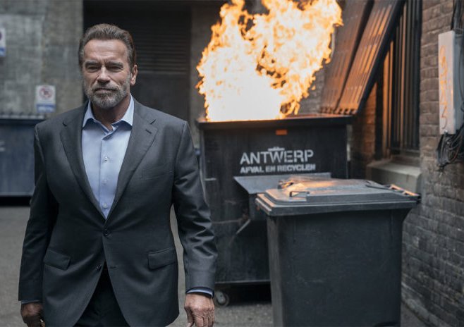 Arnold Schwarzenegger v akční komediální sérii FUBAR.