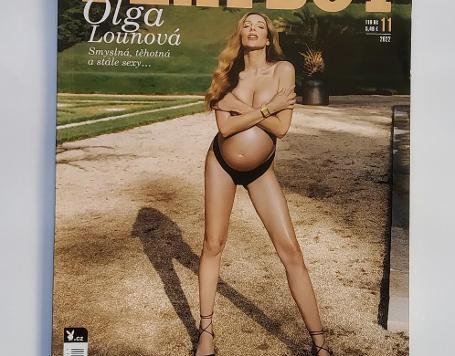 sex-fantazie-akt-erotika-playboy-11-2022-olga-lounova-155225010.jpeg