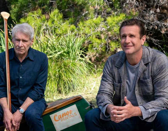 Harrison Ford a Jason Segel v seriálu Terapie pravdou.