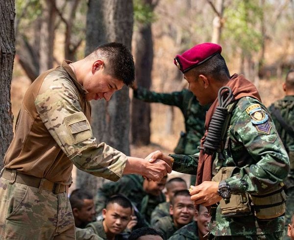 soldiers-from-the-royal-thai-army-6th-infantry-division-1ad97b-1024